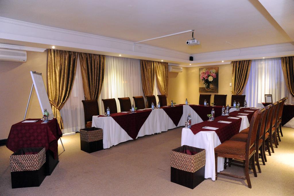 Anta Boga Hotel Bloemfontein Kültér fotó