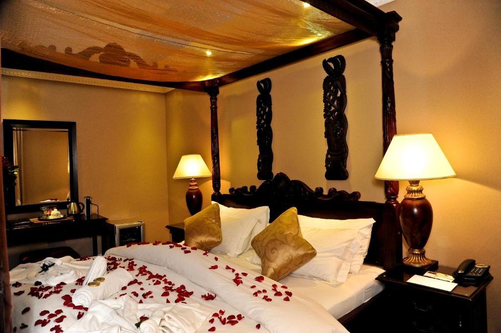Anta Boga Hotel Bloemfontein Szoba fotó